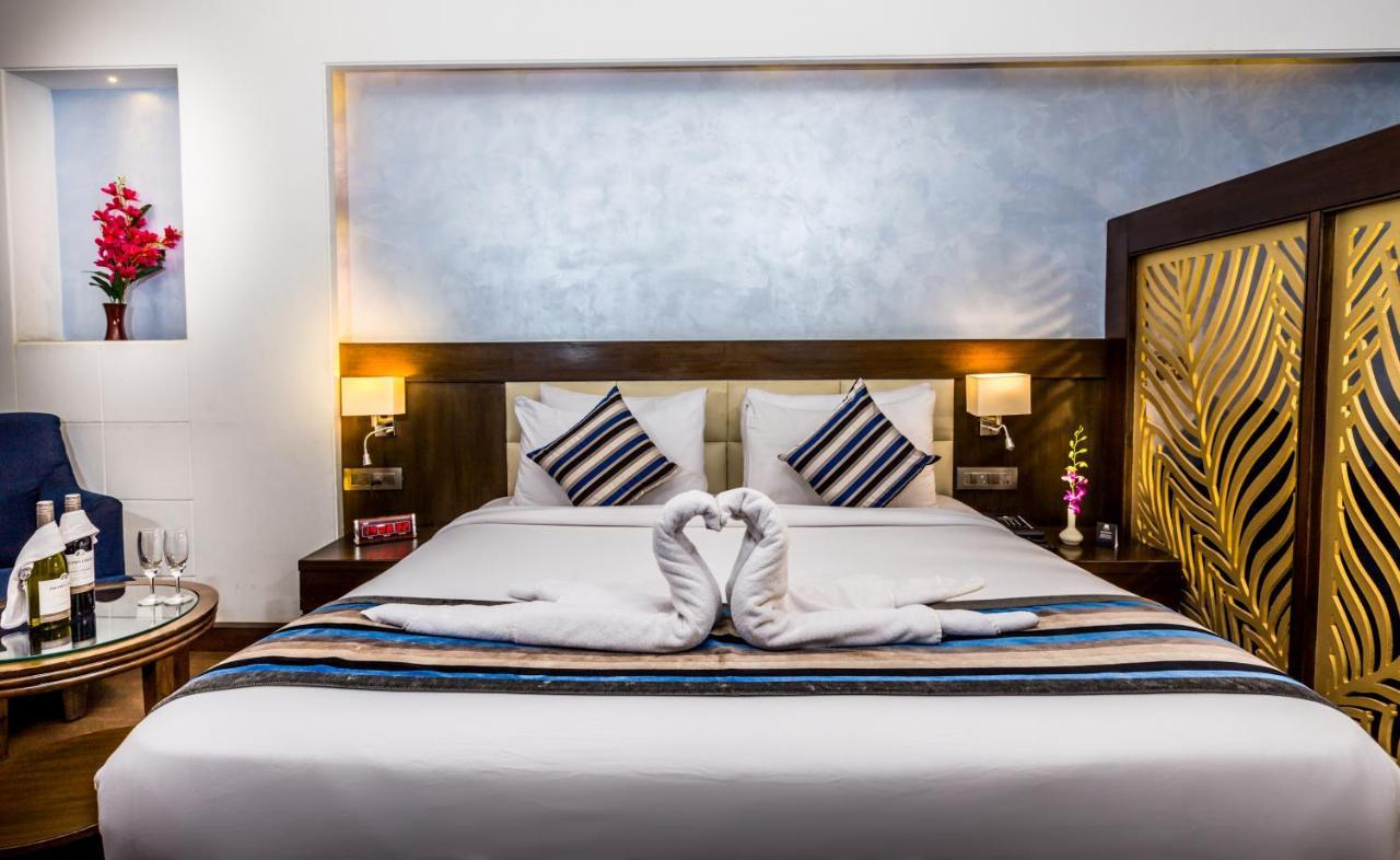 Best Western Premier Almeida Zirakpur Екстериор снимка